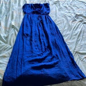 Elegant Blue Maxi Dress